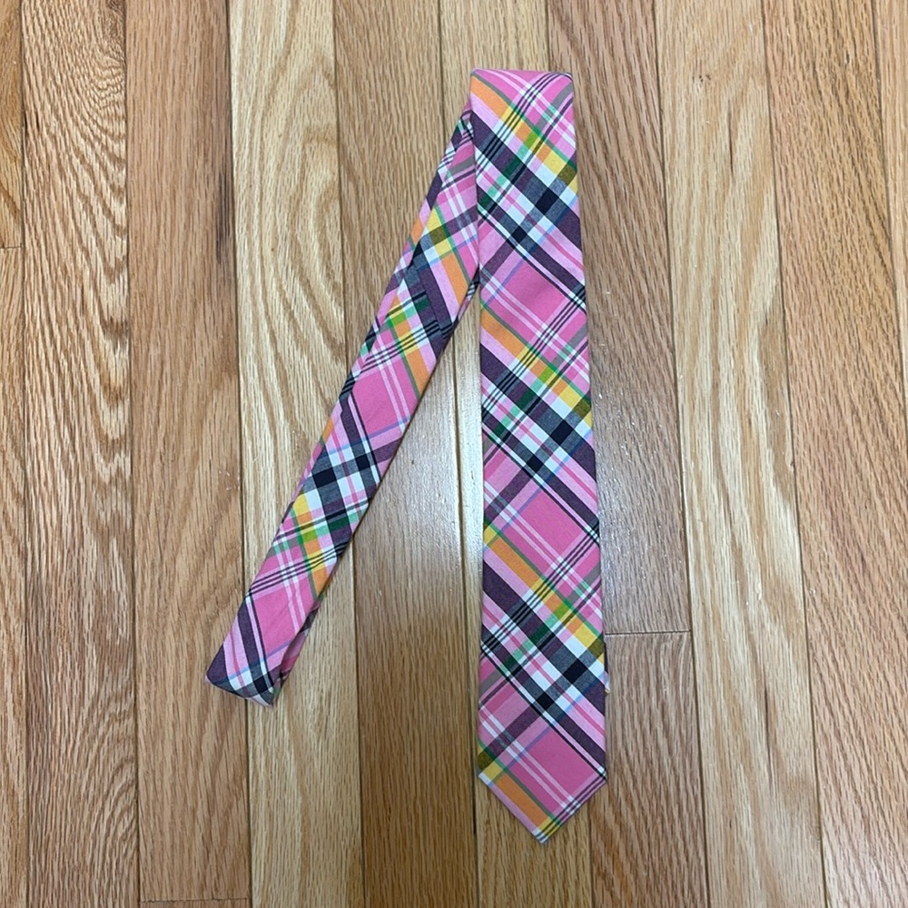Pink Plaid Tie‎